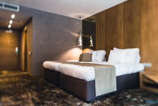 Отель Pirin Park Hotel Сандански Двухместный номер Делюкс с 1 кроватью или 2 отдельными кроватями, бесплатный доступ в спа-центр-15